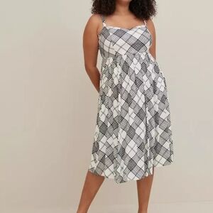 Torrid 3x Midi Lenny Sweetheart Dress black and white plaid